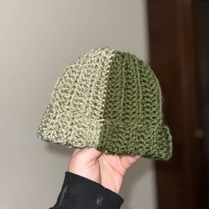 Baby Two-Tone Green crocheted Hat 0-3 months
